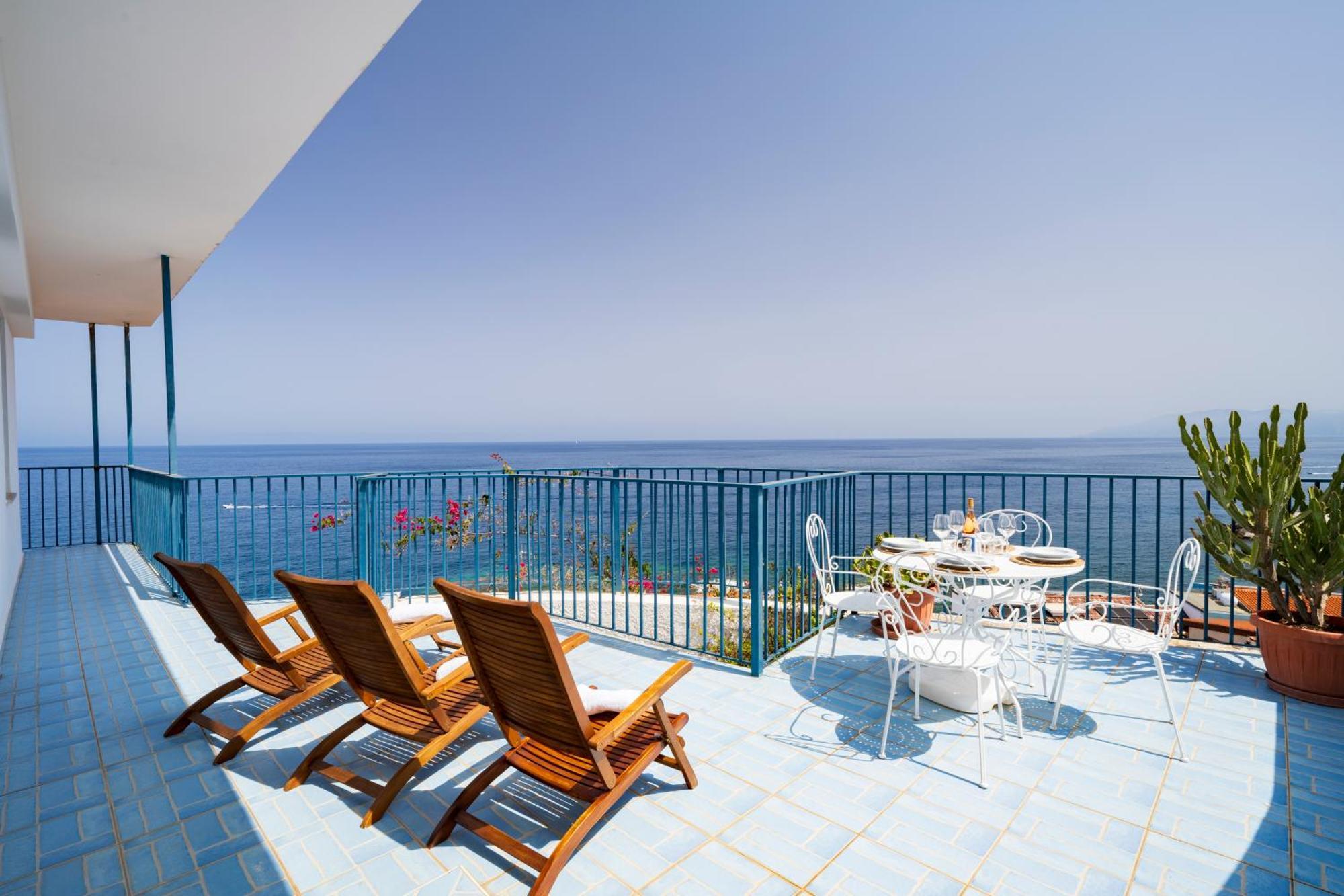 Seaview House Cala Gonone Apartman Kültér fotó