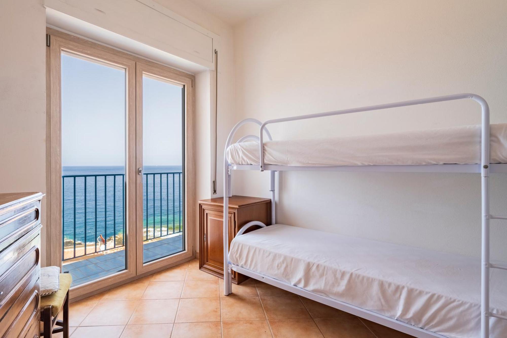 Seaview House Cala Gonone Apartman Kültér fotó
