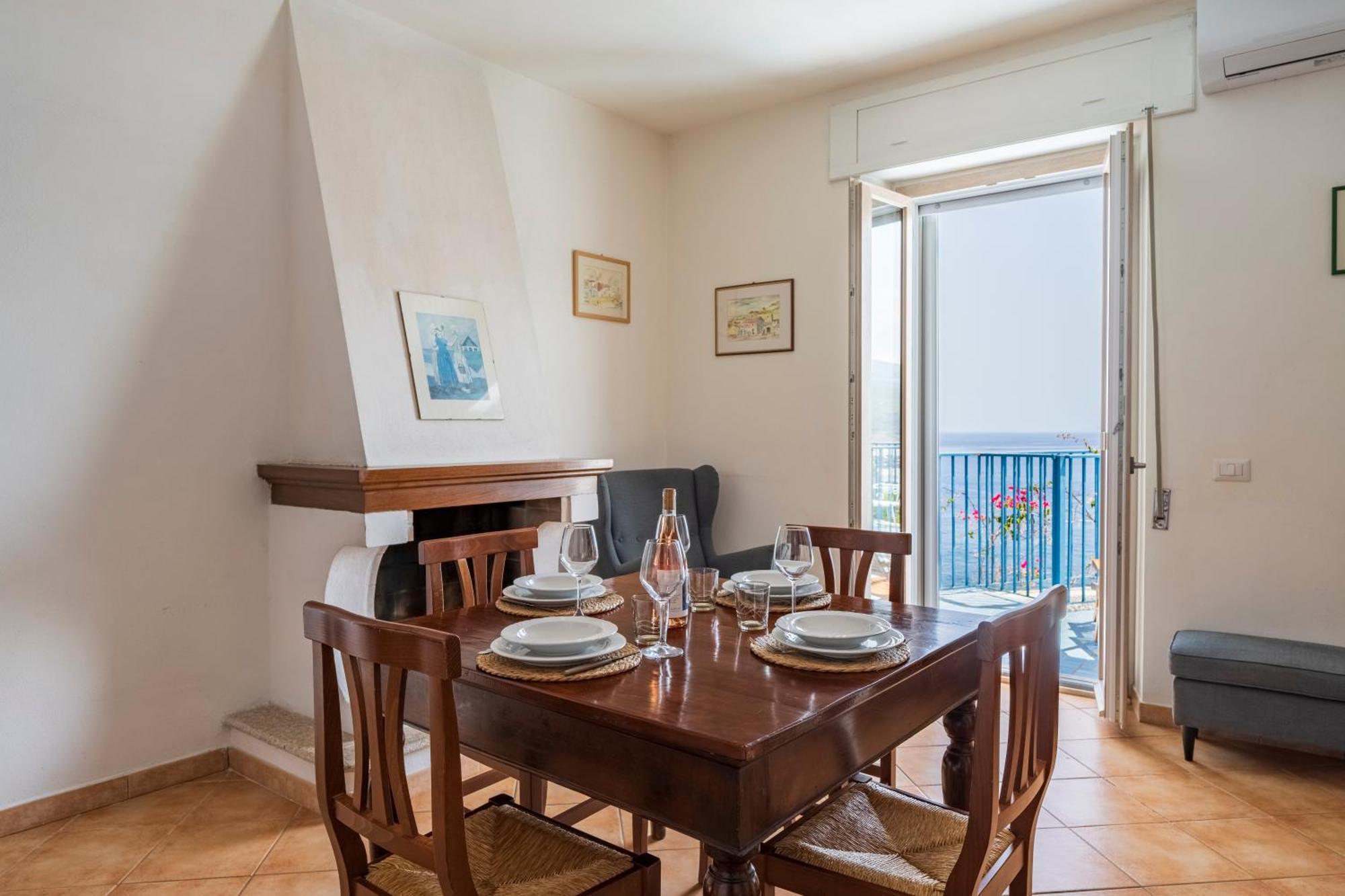 Seaview House Cala Gonone Apartman Kültér fotó