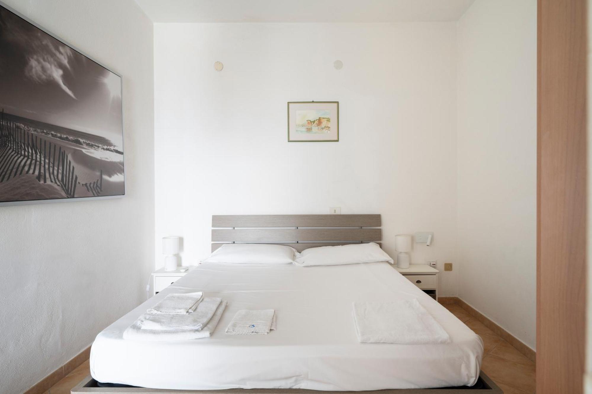 Seaview House Cala Gonone Apartman Kültér fotó
